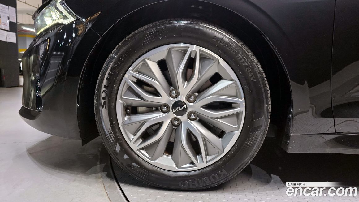 Kia K5 2023