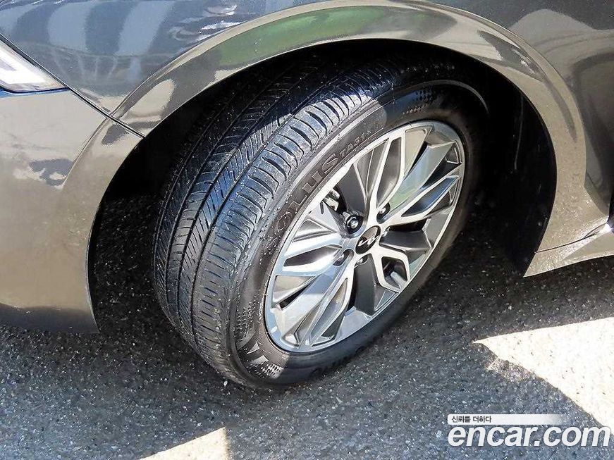Kia K5 2023