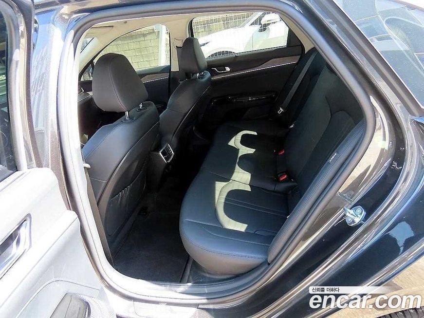Kia K5 2023