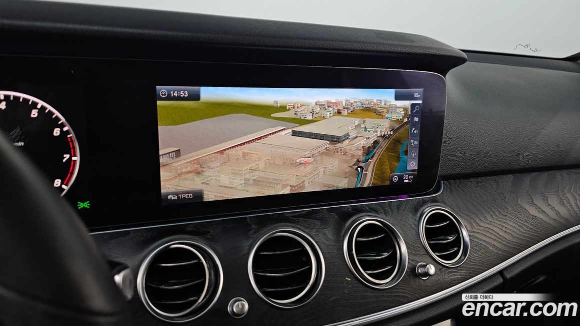 Mercedes-Benz E-Class 2018
