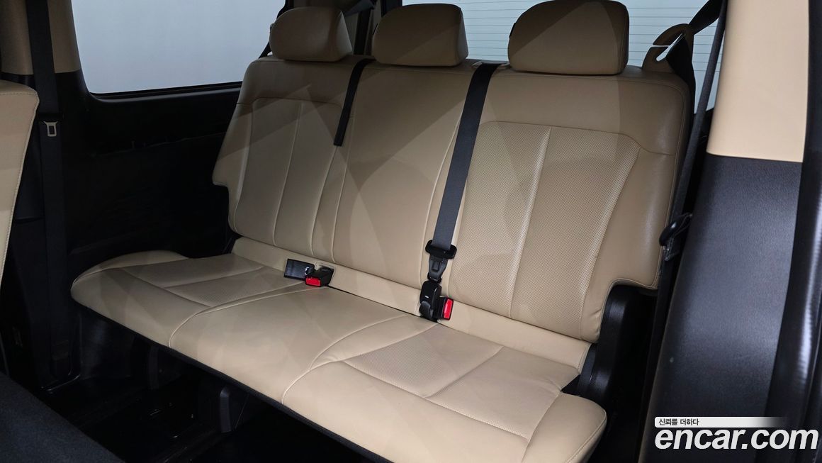 Hyundai Staria 2023