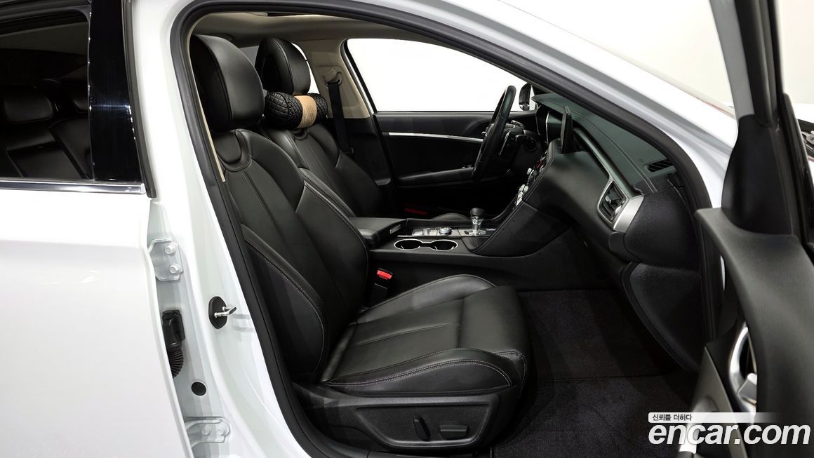 Genesis G70 2021