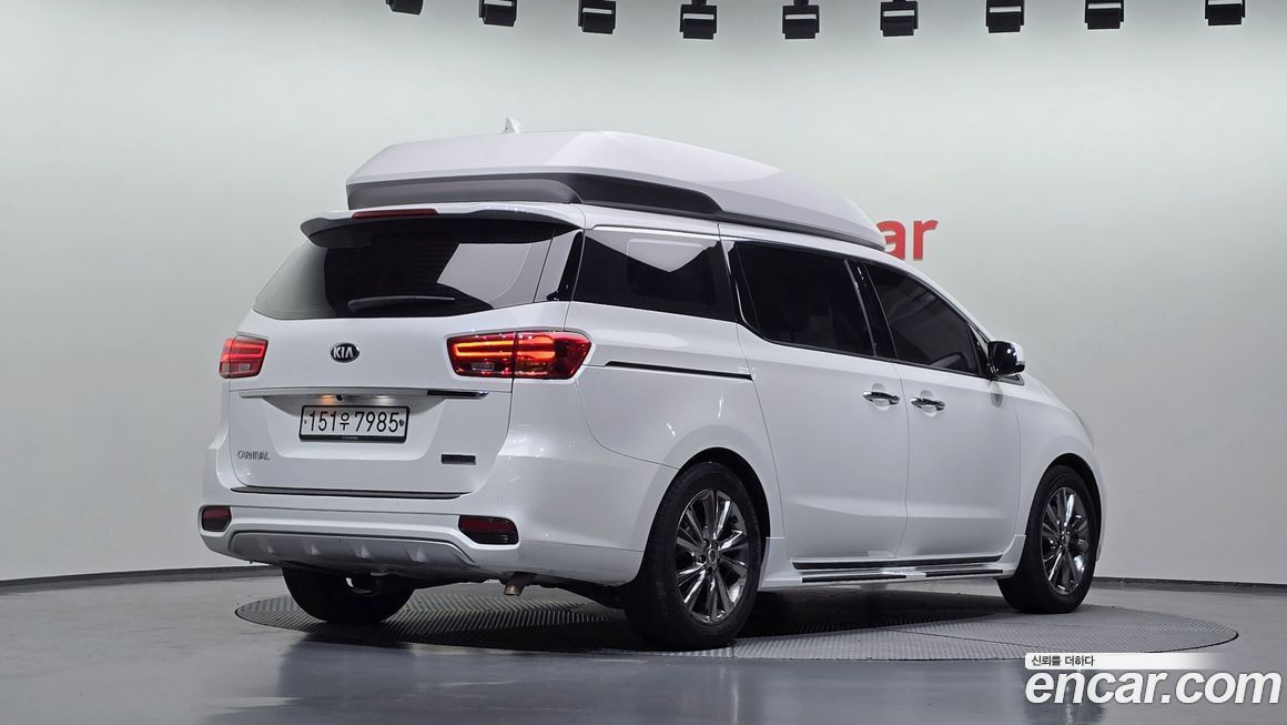 Kia Canival 2020