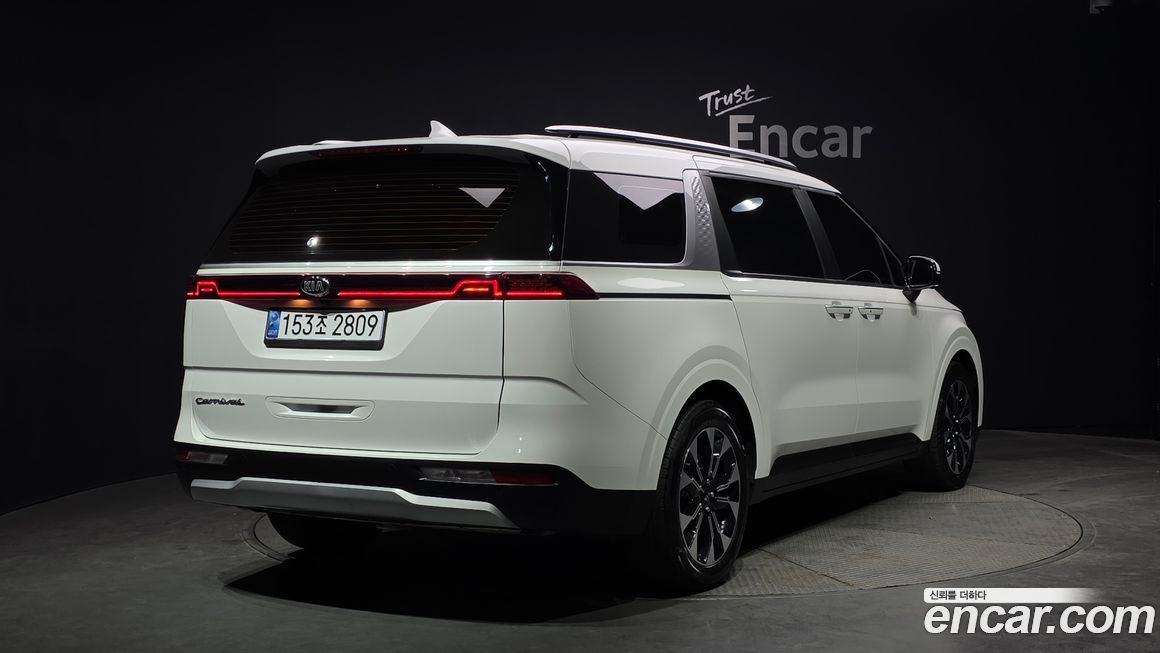 Kia Canival 2021