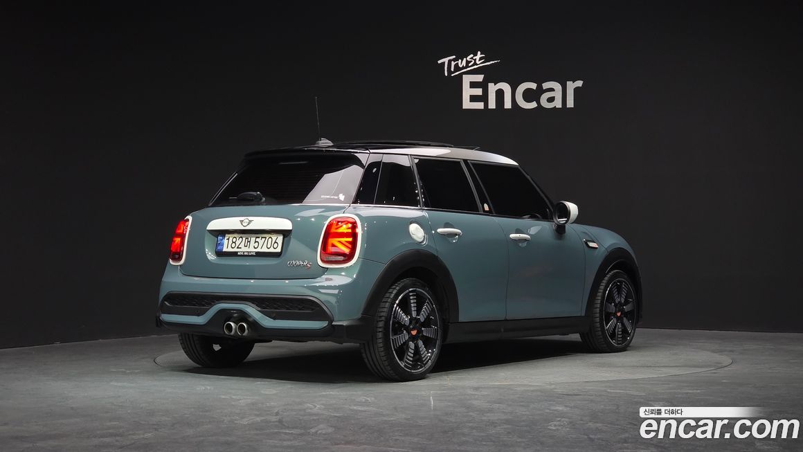 Mini Cooper 2023