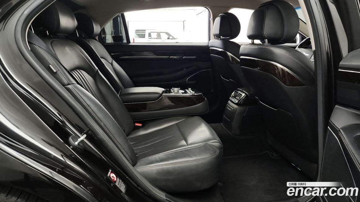 Genesis G90 2019
