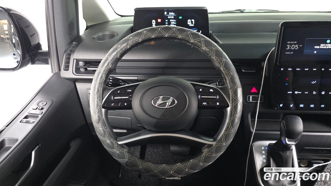 Hyundai Staria 2024