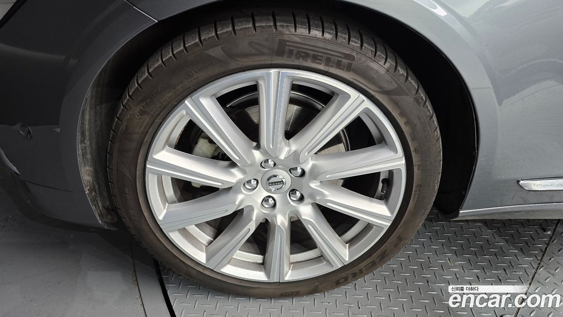 Volvo S90 2019