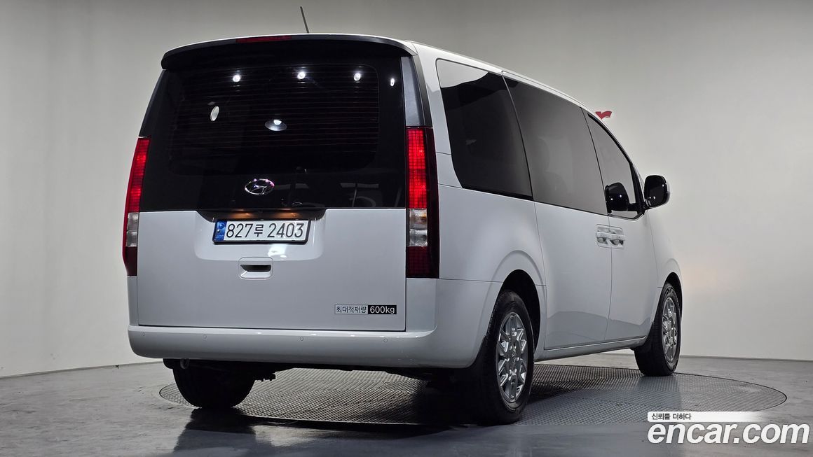 Hyundai Staria 2023