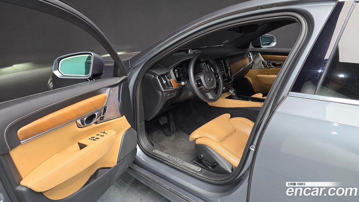 Volvo S90 2019