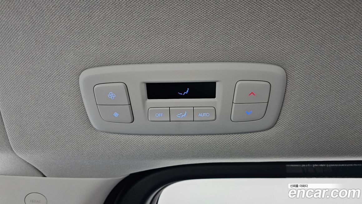 Hyundai Staria 2025