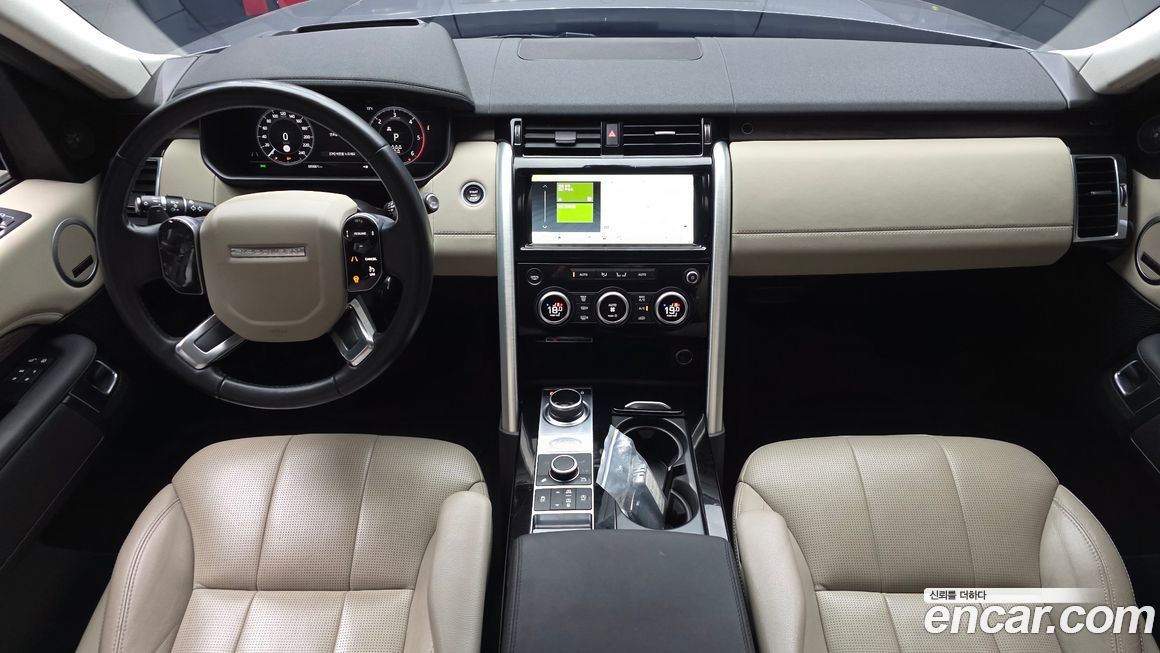 Land Rover Discovery 2020