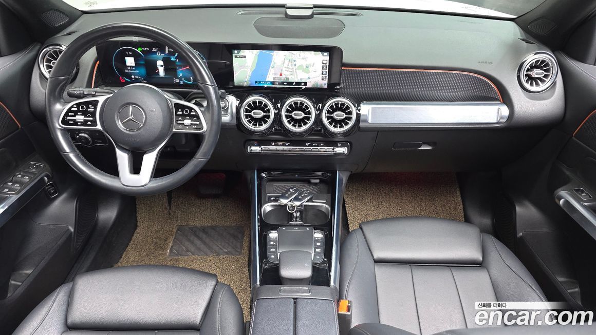 Mercedes-Benz GLB-Class 2021