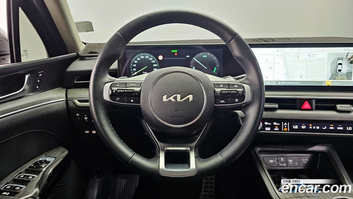 Kia K5 2025