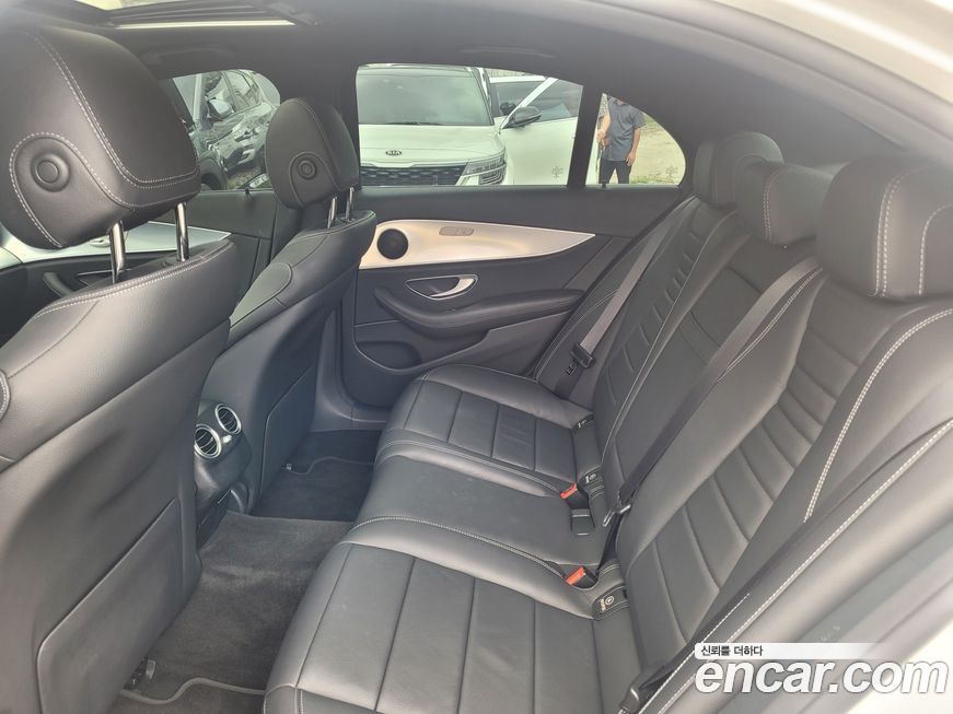 Mercedes-Benz E-Class 2020