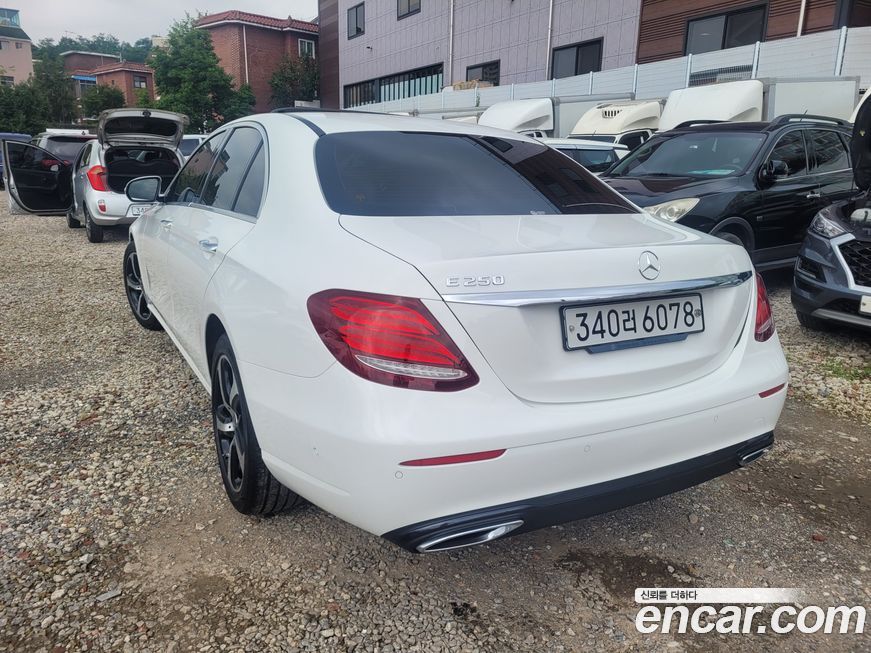 Mercedes-Benz E-Class 2020