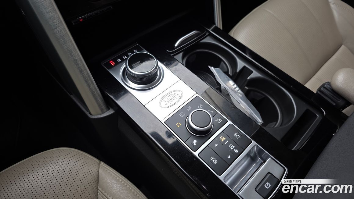Land Rover Discovery 2020