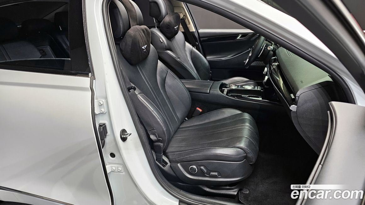 Genesis G80 2021