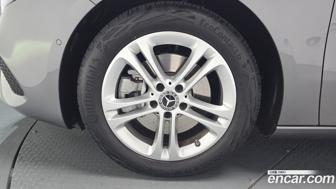 Mercedes-Benz A-Class 2025