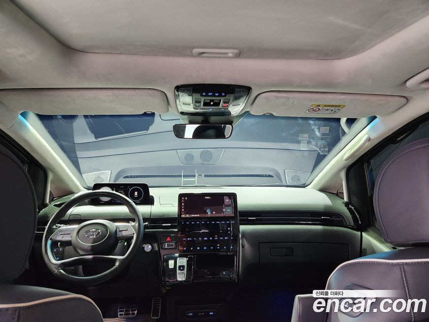 Hyundai Staria 2023