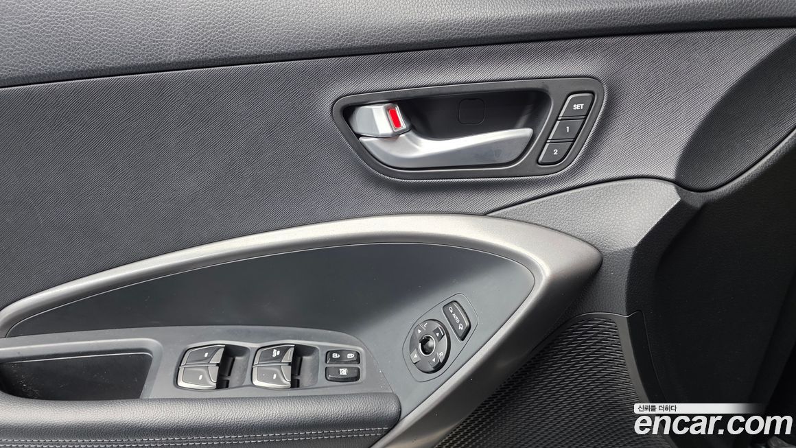 Hyundai Santafe 2015