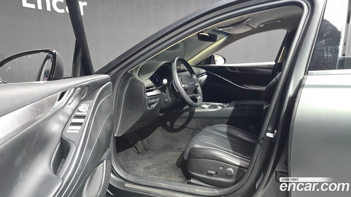 Genesis G80 2021