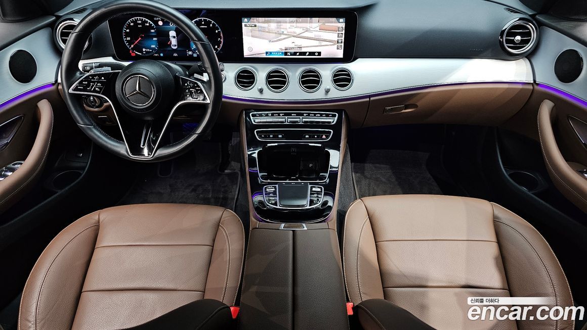 Mercedes-Benz E-Class 2021