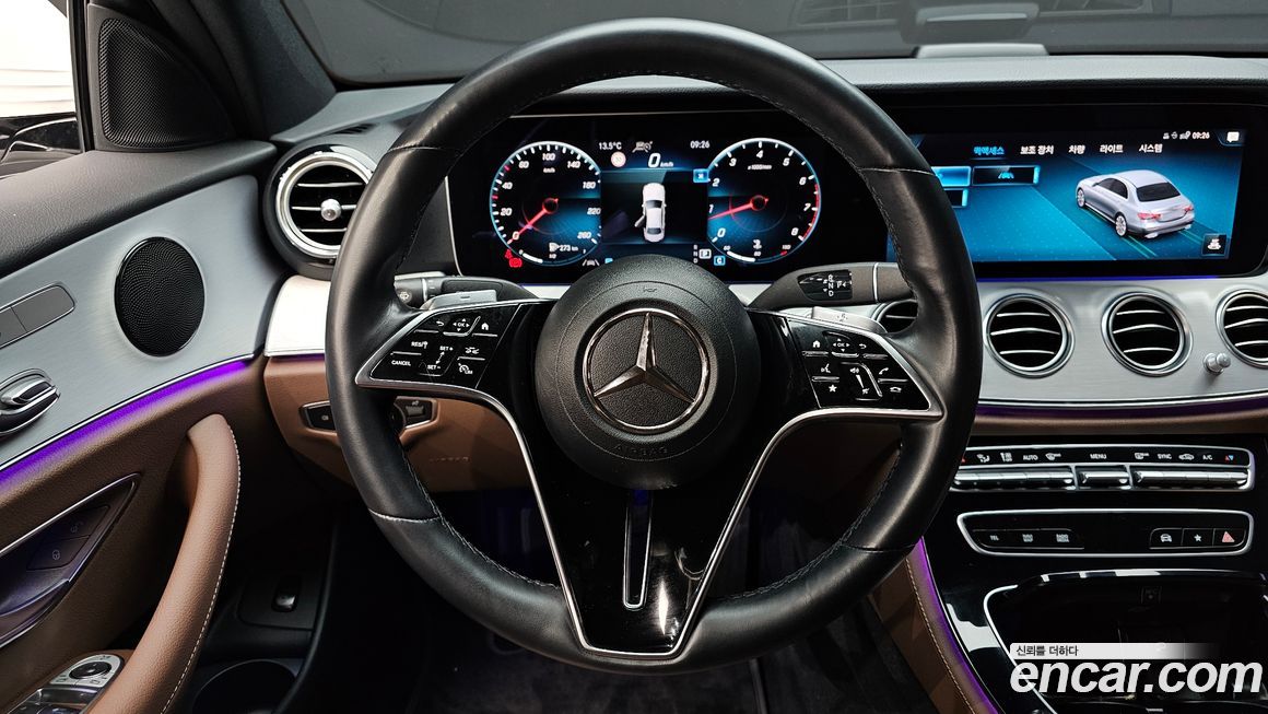 Mercedes-Benz E-Class 2021