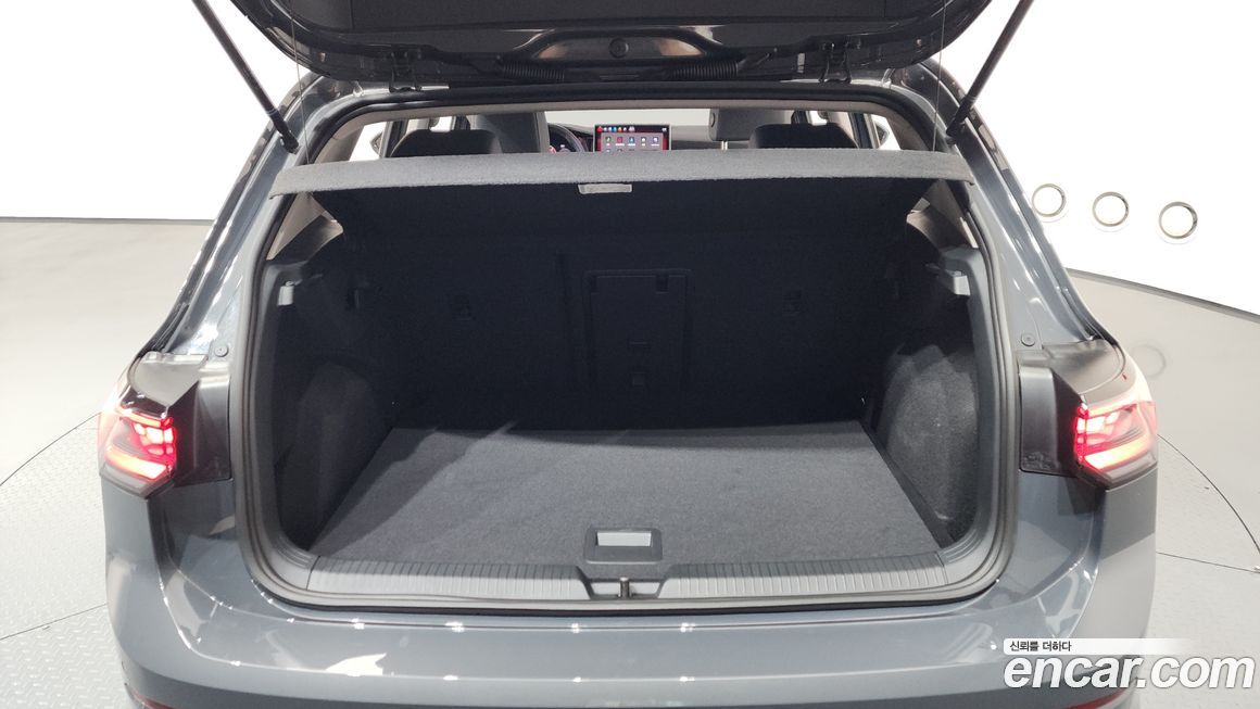 Volkswagen Golf 2025