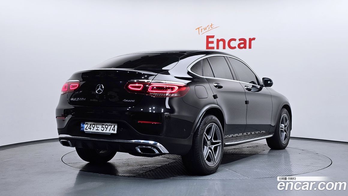 Mercedes-Benz GLC-Class 2021