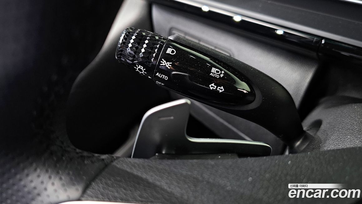 Hyundai Staria 2025