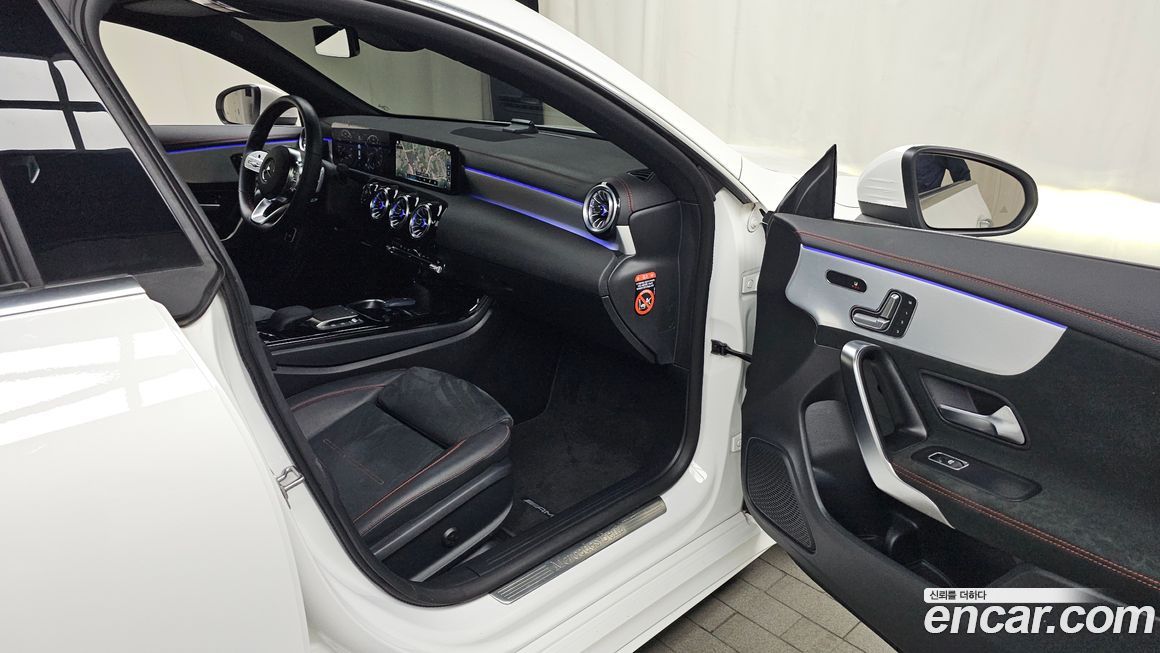 Mercedes-Benz CLA-Class 2023