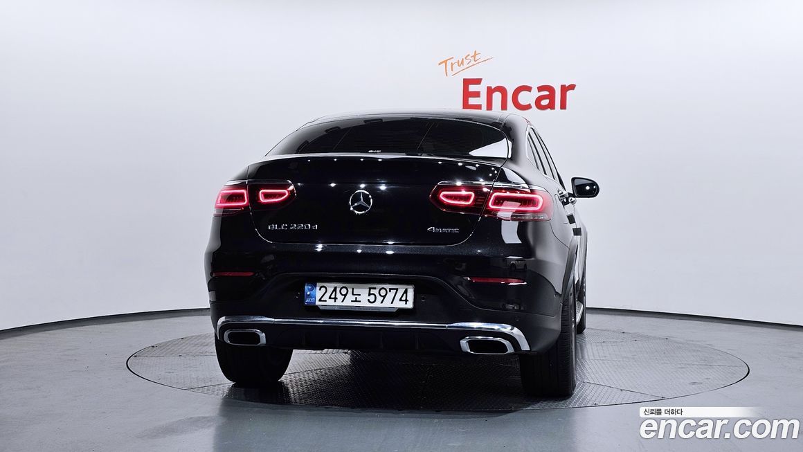 Mercedes-Benz GLC-Class 2021