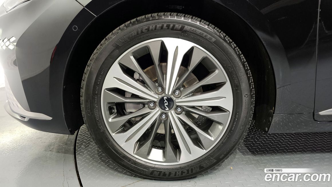Kia K8 2023