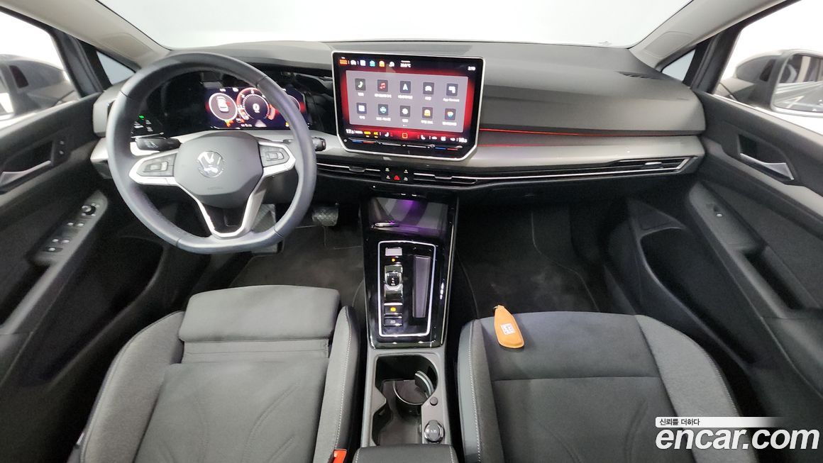 Volkswagen Golf 2025