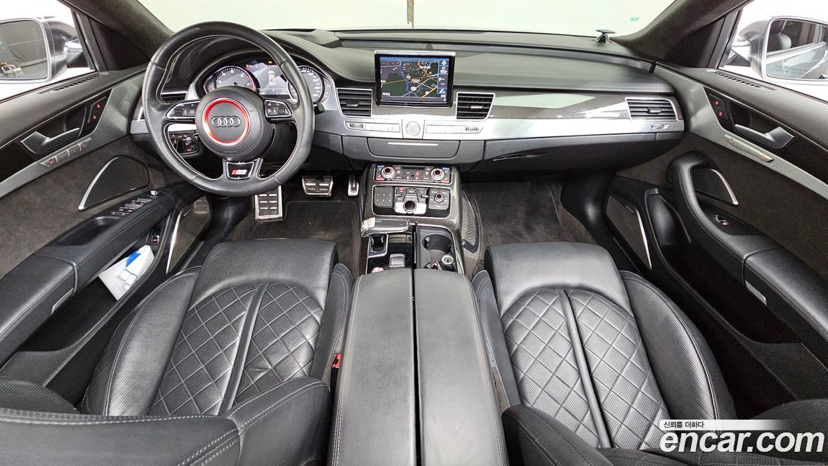 Audi S8 2015