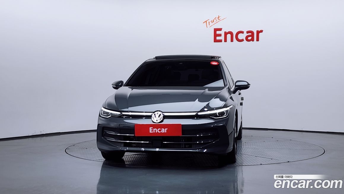 Volkswagen Golf 2025