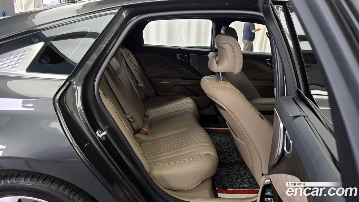 Kia K8 2023