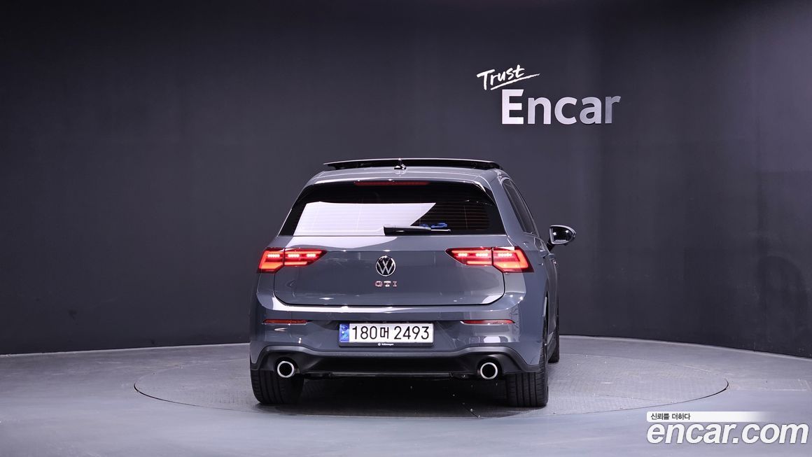 Volkswagen Golf 2024