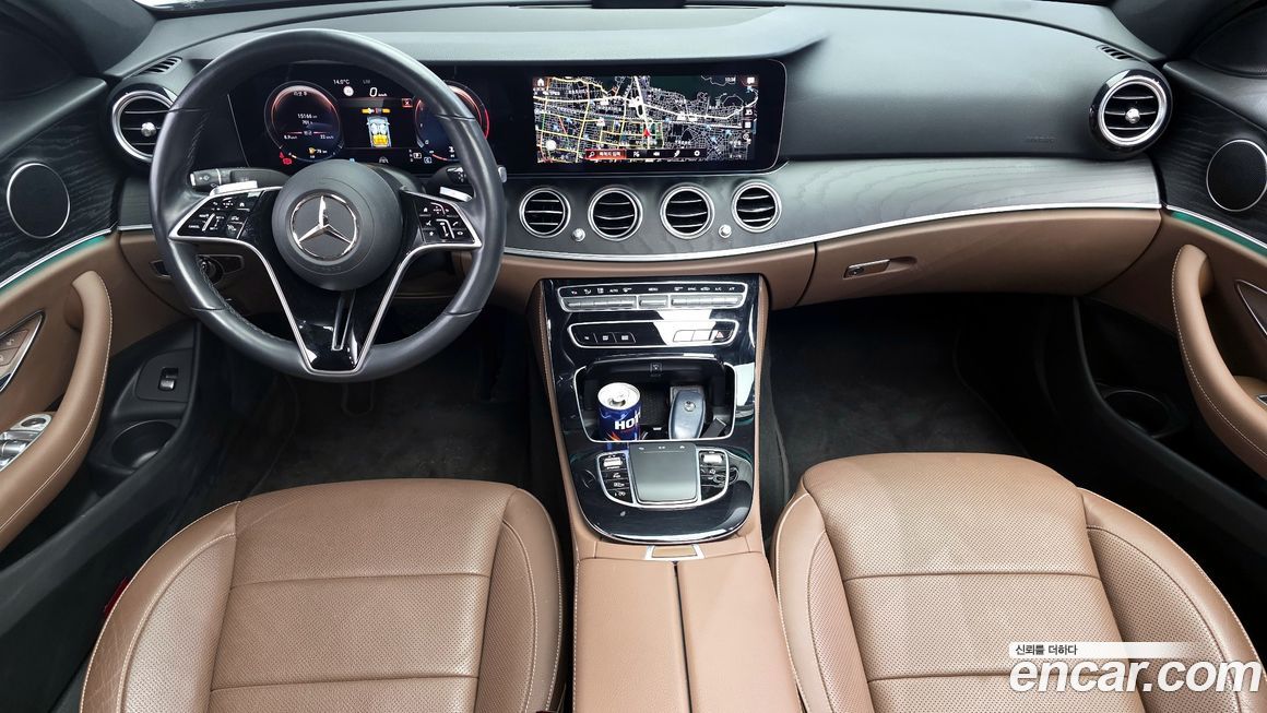 Mercedes-Benz E-Class 2022