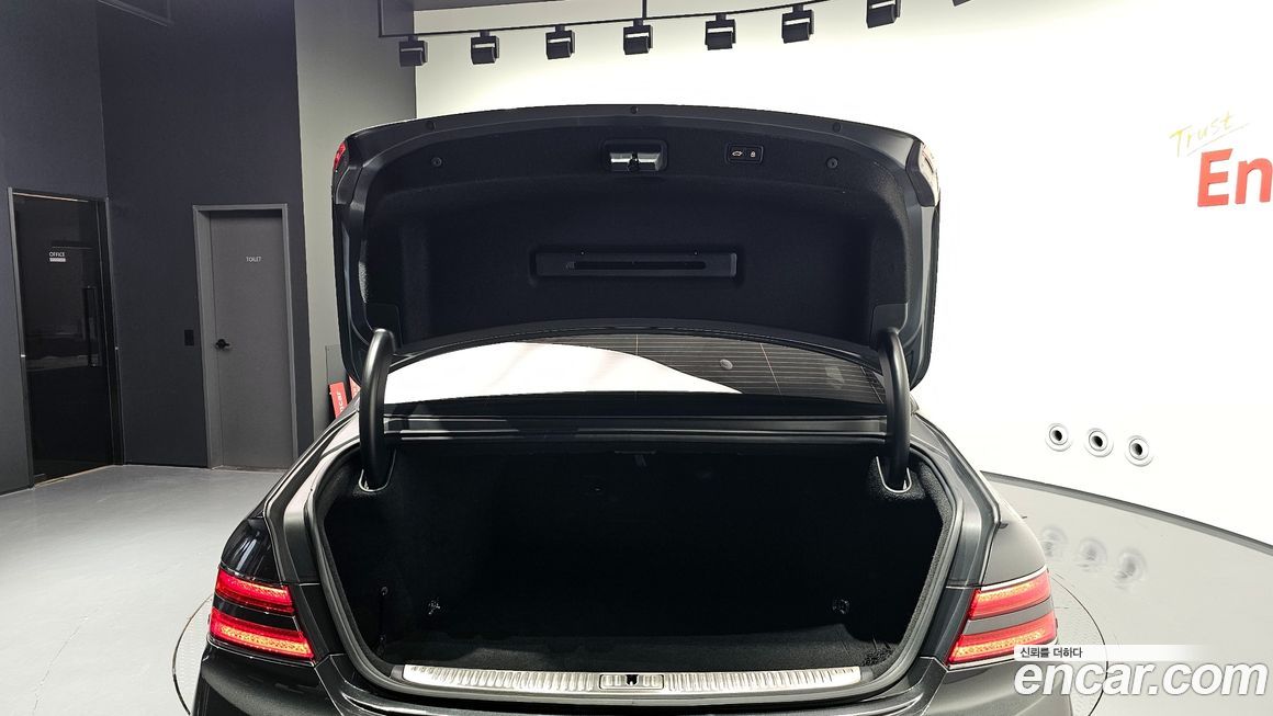 Genesis G90 2019
