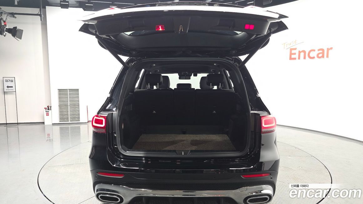 Mercedes-Benz GLB-Class 2022