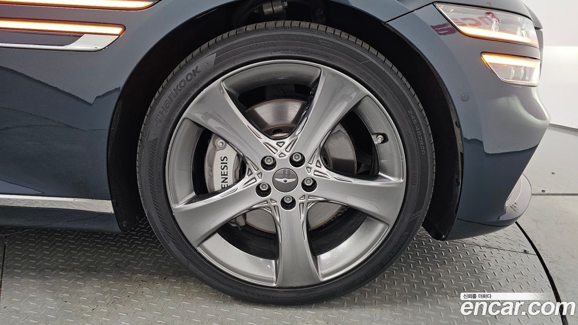 Genesis G80 2023