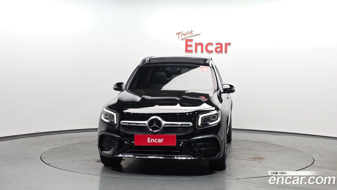 Mercedes-Benz GLB-Class 2022