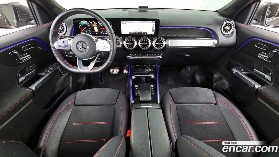 Mercedes-Benz GLB-Class 2023