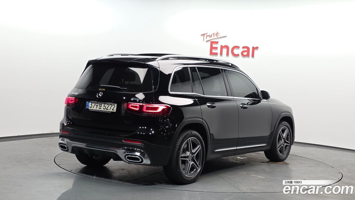 Mercedes-Benz GLB-Class 2022