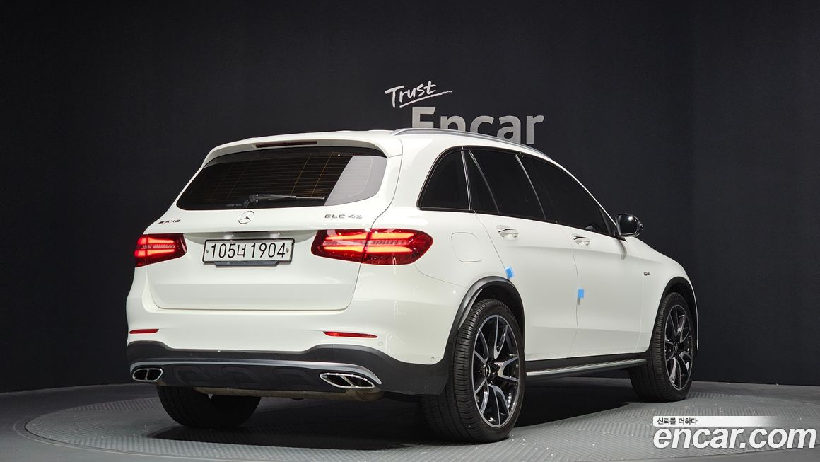 Mercedes-Benz GLC-Class 2019