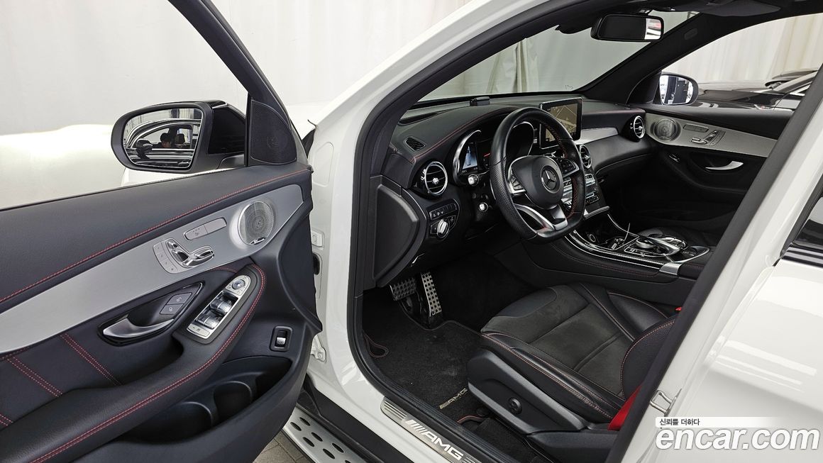 Mercedes-Benz GLC-Class 2019