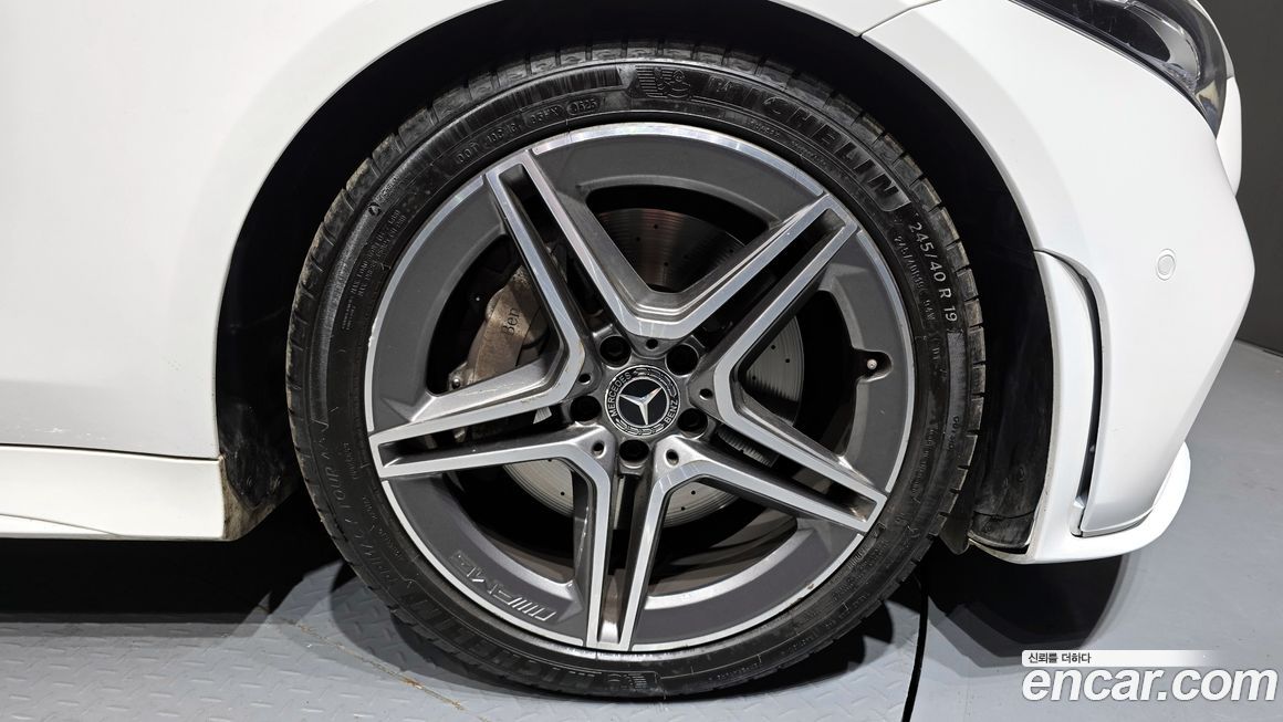 Mercedes-Benz CLS-Class 2019