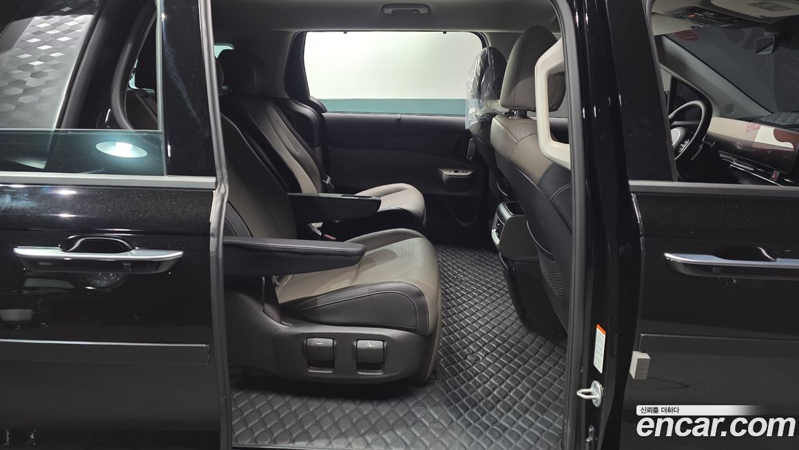 Kia Canival 2025